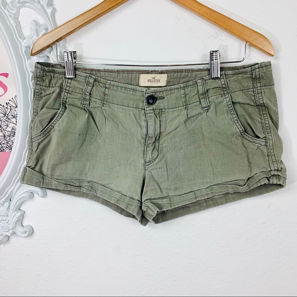 Hollister Pants - 👏🏻HOST PICK👏🏻Hollister / Army Green Cuffed